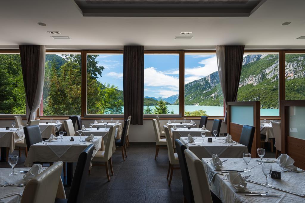 Grand Hotel Molveno Exterior foto